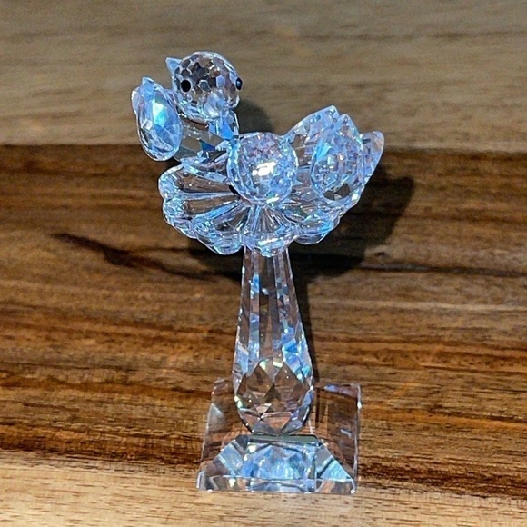 Faceted Crystal Birds In Birdbath Figurine - Picture 2 of 5